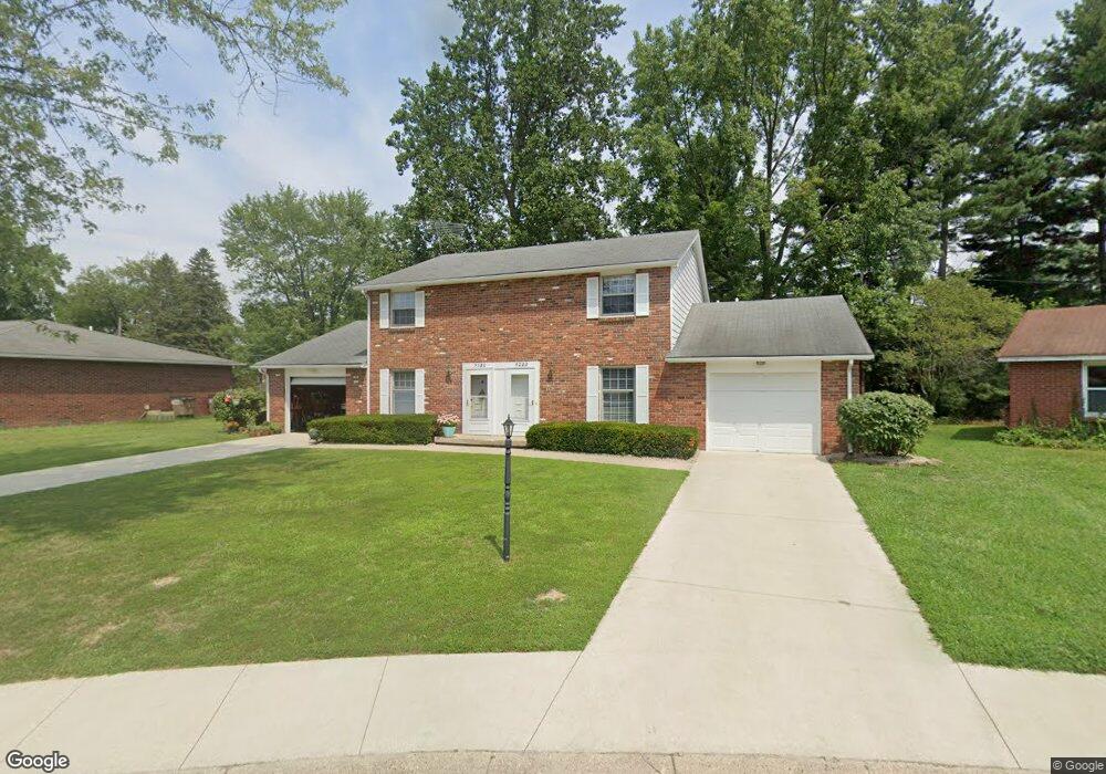 5222 Apache Ct, Columbus, IN 47203 - photo 1