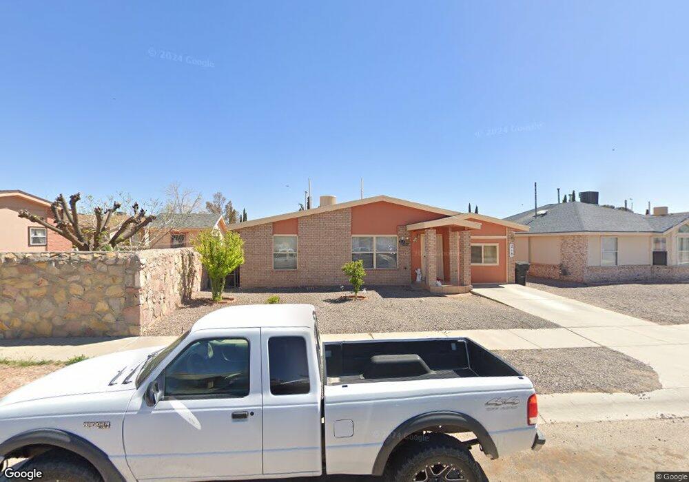 218 Barrel Cactus Dr, Horizon City, TX 79928 - photo 1