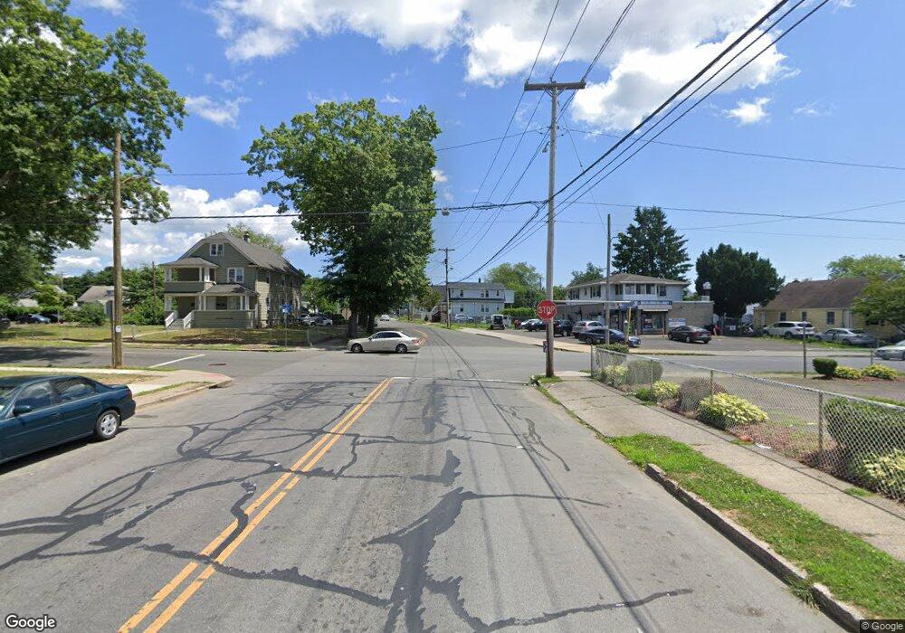 401 Granfield Ave unit D, Bridgeport, CT 06610 - photo 1