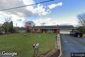 371 E Graceville Rd, Breezewood, PA 15533