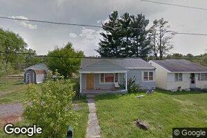 826 Jefferson Ave, Greenup, KY 41144