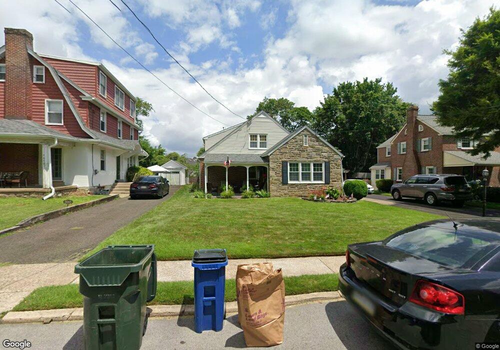 2061 Maplewood Ave, Abington, PA 19001 - photo 1