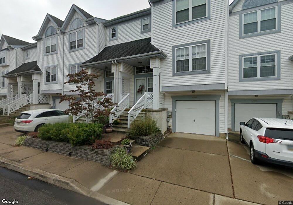 4004 Quaker Ct, North Wales, PA 19454 - photo 1