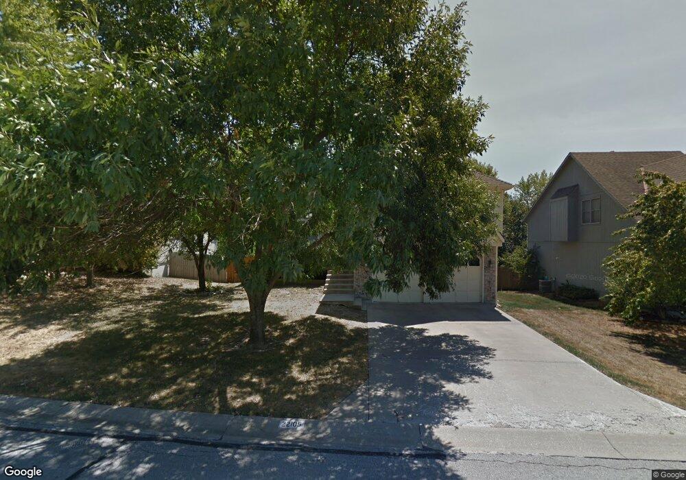 22105 W 48th St, Shawnee, KS 66226 - photo 1