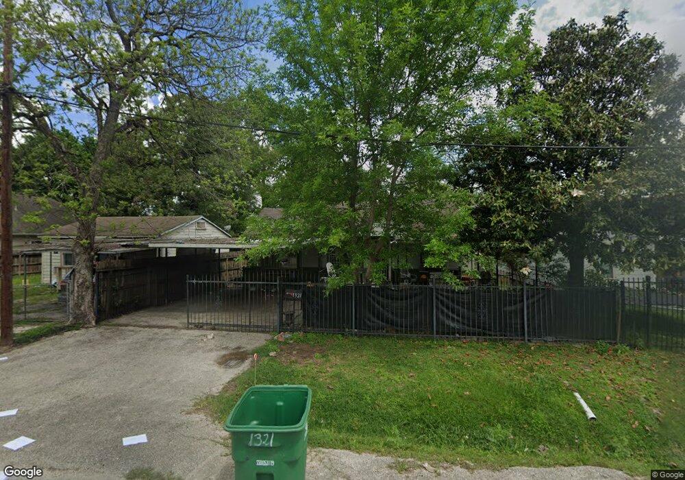 1321 Charnwood St, Houston, TX 77022 - photo 1