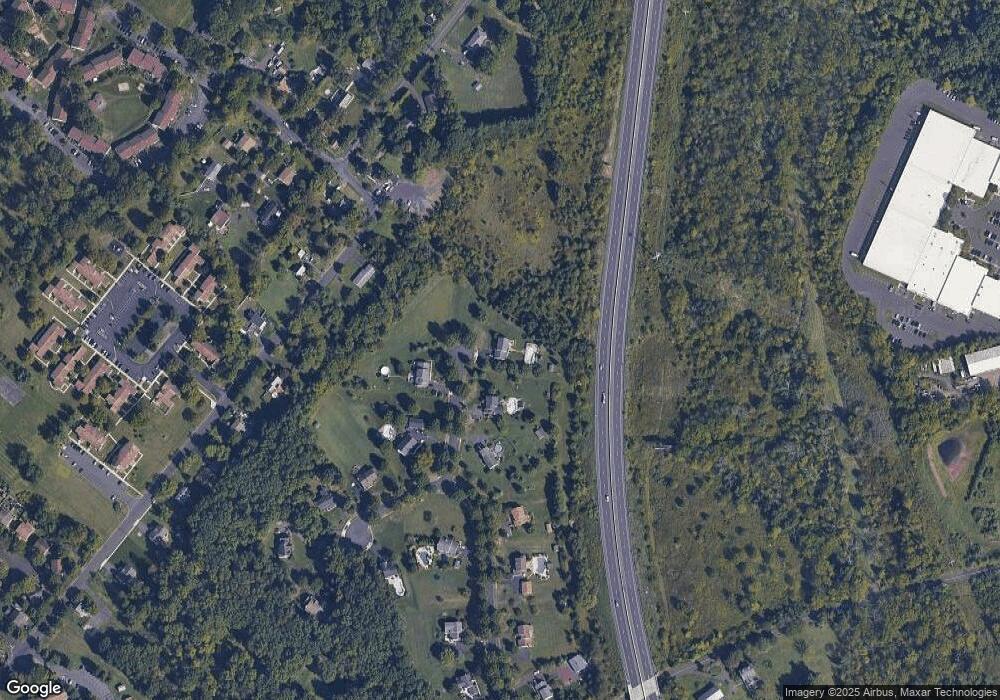 114 Holly Ct, Telford, PA 18969 - photo 1