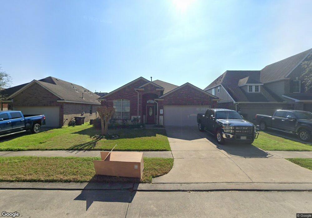1018 Luke Dr, Alvin, TX 77511 - photo 1
