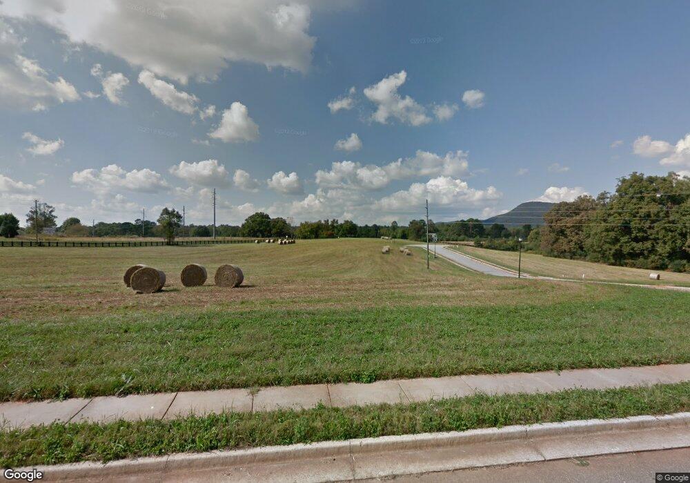 5915 Wauka Mountain Springs Dr unit 3, Clermont, GA 30527 - photo 1