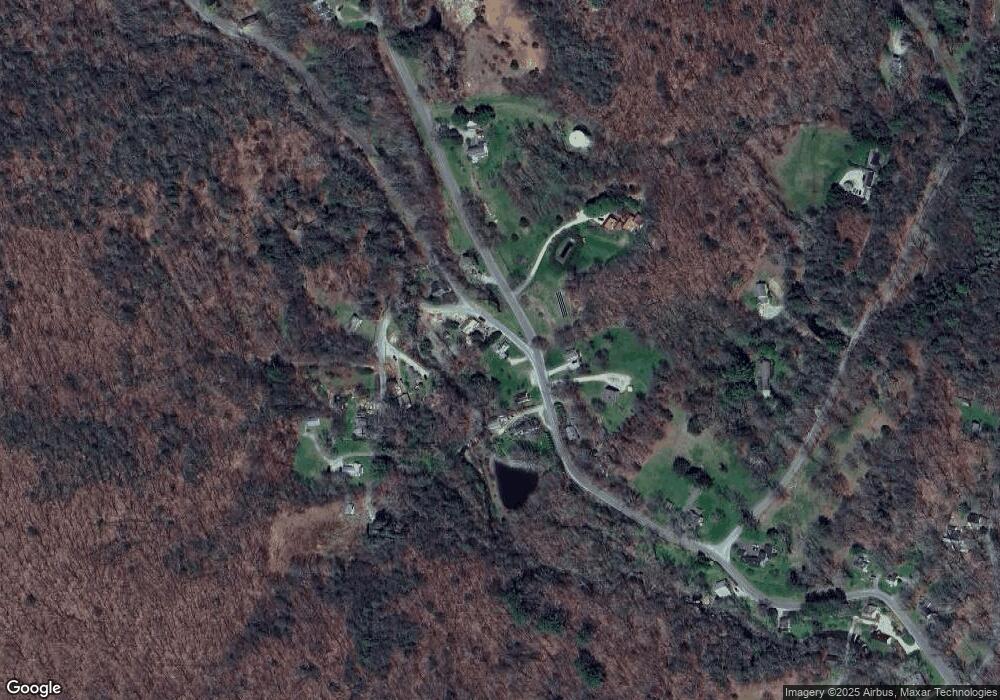 148 Factory St, Salisbury, CT 06068 - photo 1