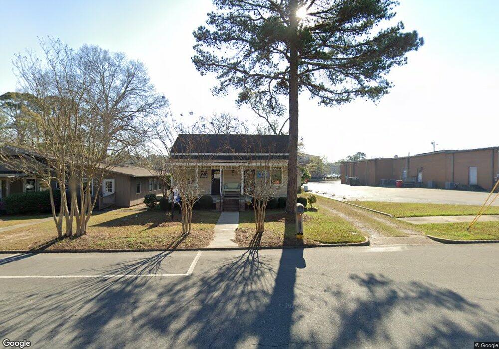 807 Central Ave, Tifton, GA 31794 - photo 1