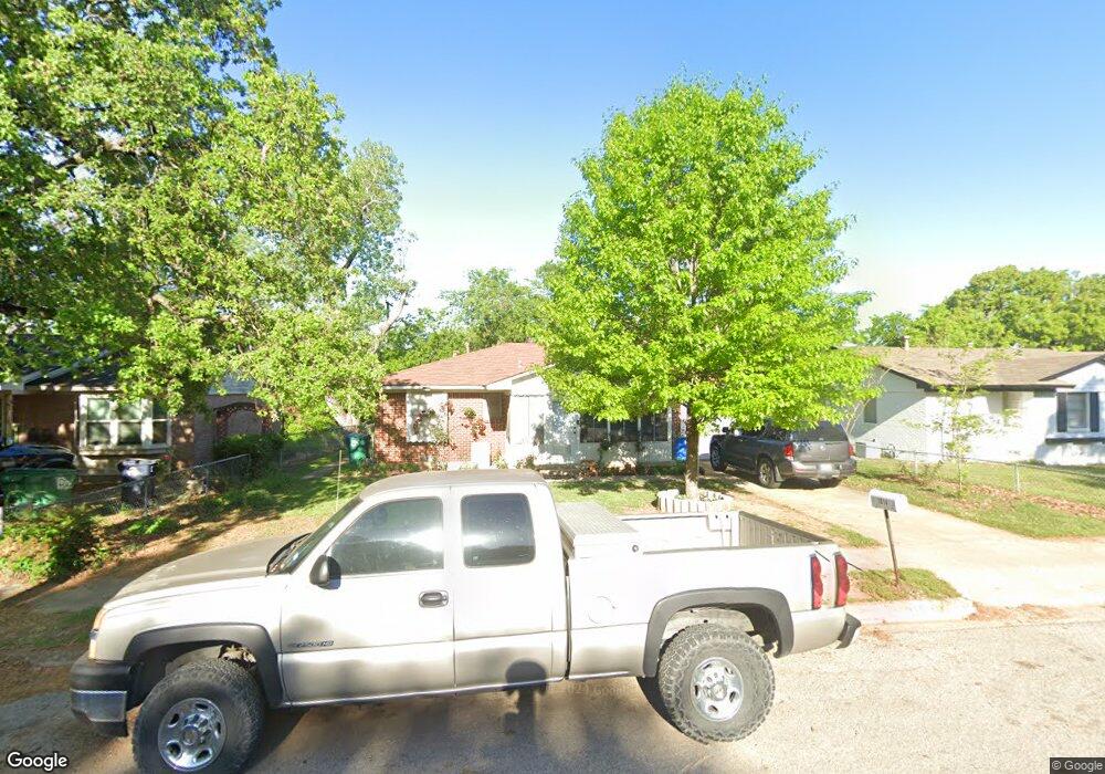 1914 Mercedes Rd, Denton, TX 76205 - photo 1