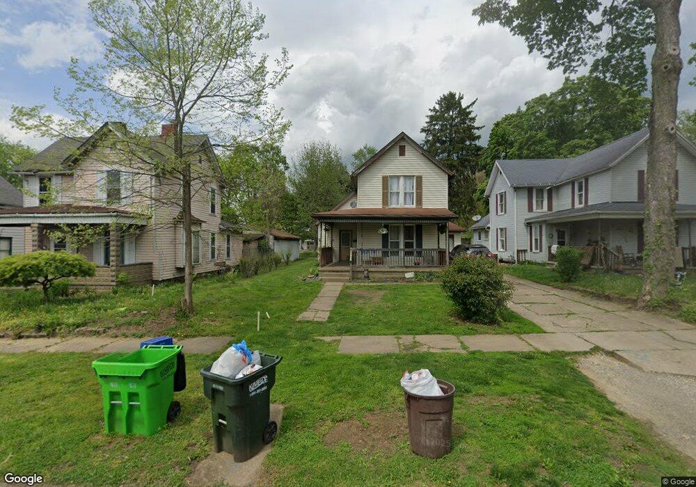 634 Locust St, Coshocton, OH 43812 - photo 1