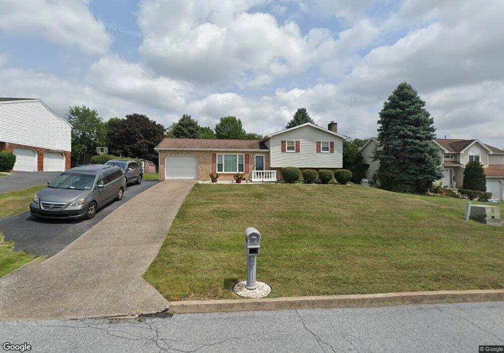 265 Kempton Ave, Harrisburg, PA 17111 - photo 1