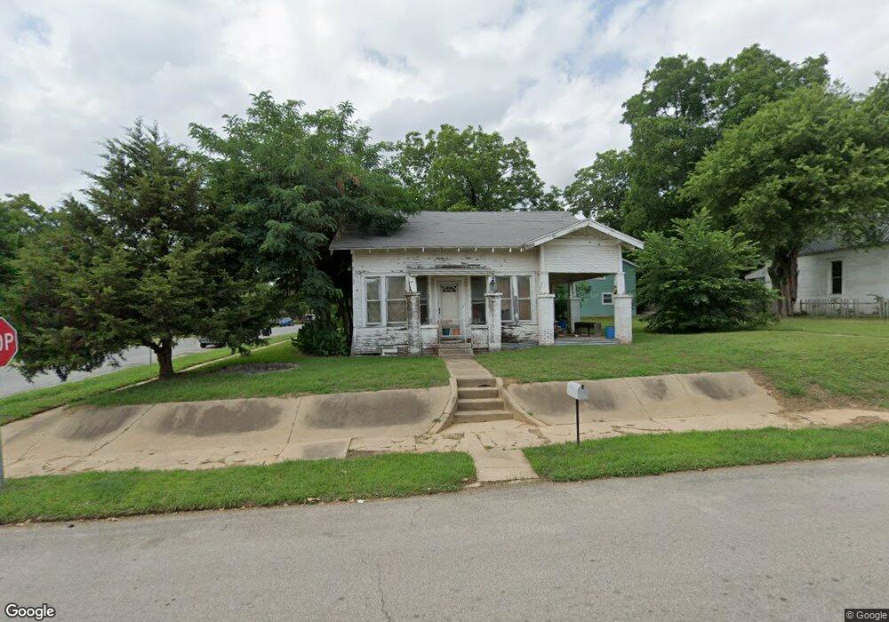 231 W Monterey St, Denison, TX 75020 - photo 1