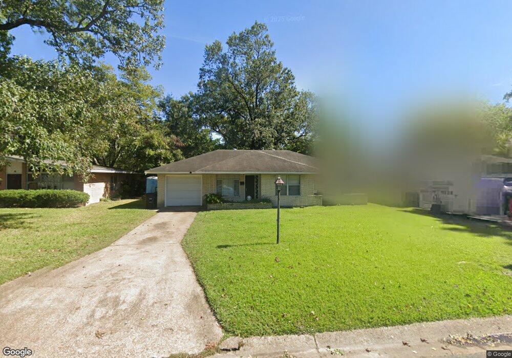 10310 Royal Oaks Dr, Houston, TX 77016 - photo 1