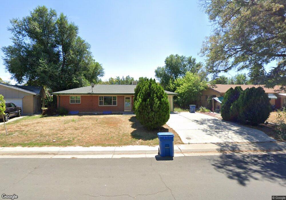 926 Iola St, Aurora, CO 80010 - photo 1