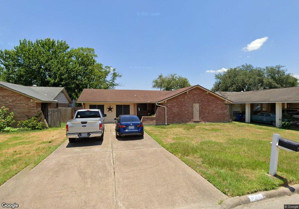 2118 Twinbrooke Dr, Houston, TX 77088 - photo 1