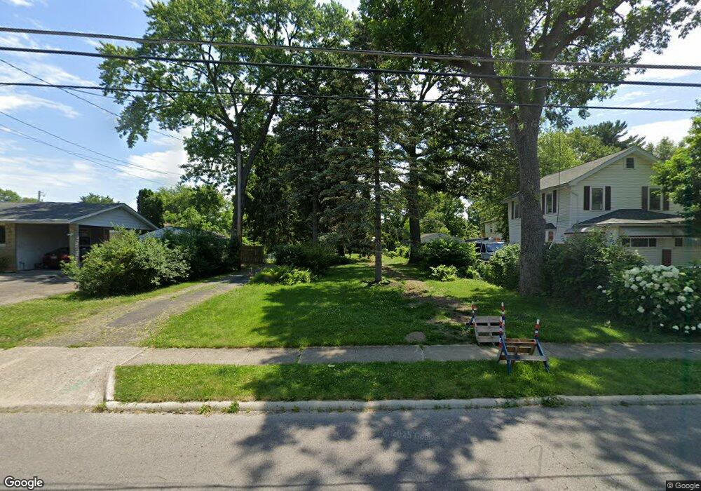 292 Maplewood Ave, Columbus, OH 43213 - photo 1