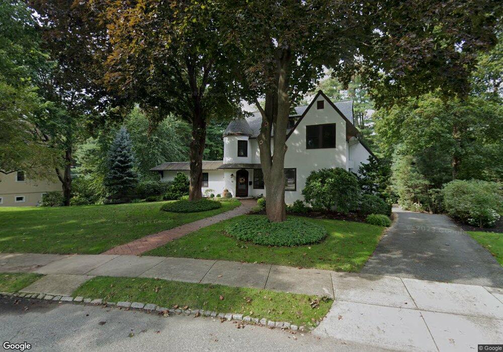 19 Sheffield W, Winchester, MA 01890 - photo 1