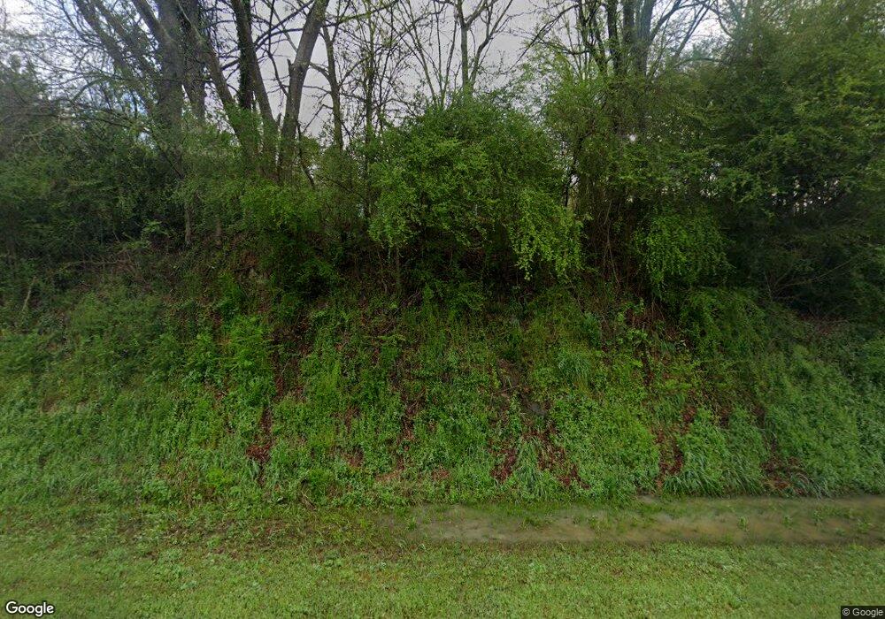 2194 Graham Rd, Macon, GA 31211 - photo 1