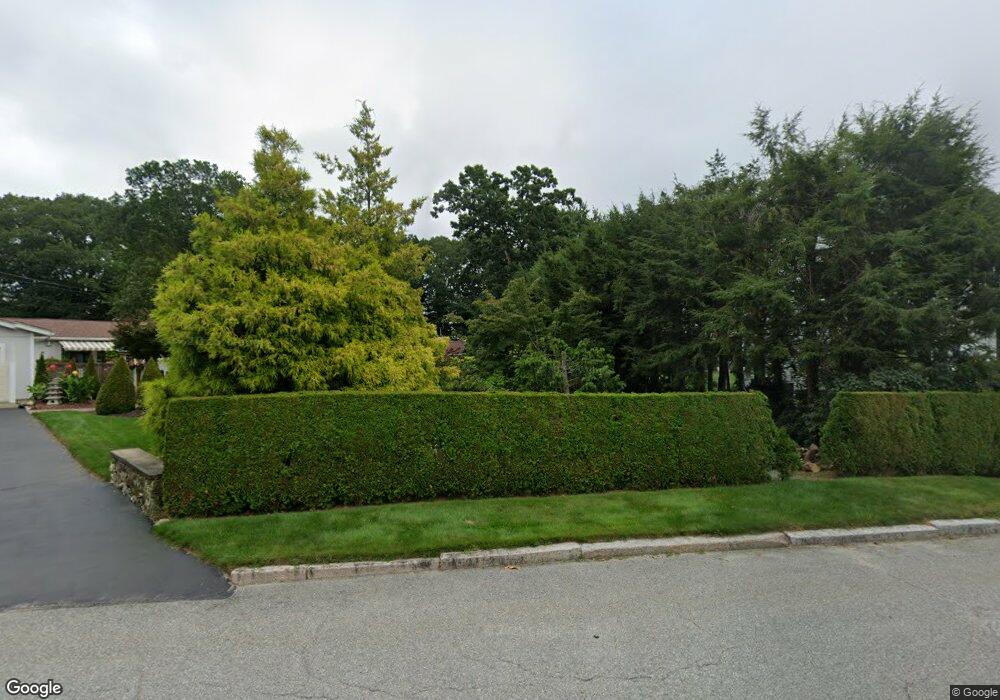 16 Holly Hill Ln, Cranston, RI 02921 - photo 1