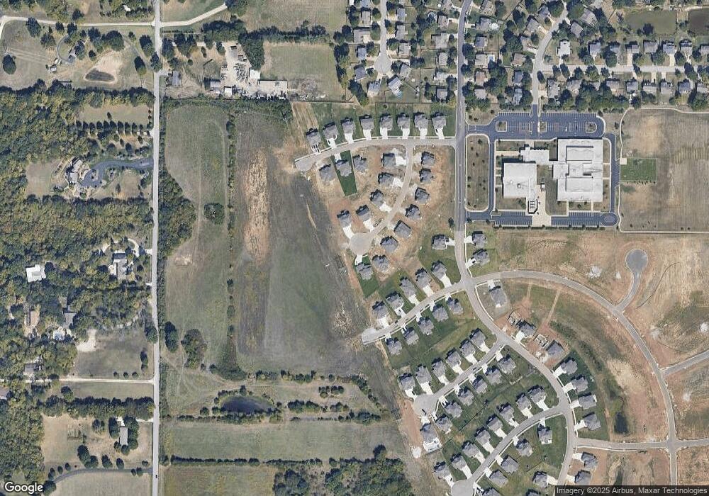 5849 Apache Dr, Shawnee, KS 66226 - photo 1