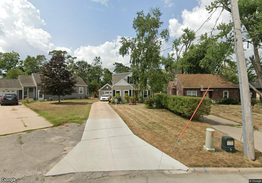 1129 23rd St SE, Cedar Rapids, IA 52403 - photo 1