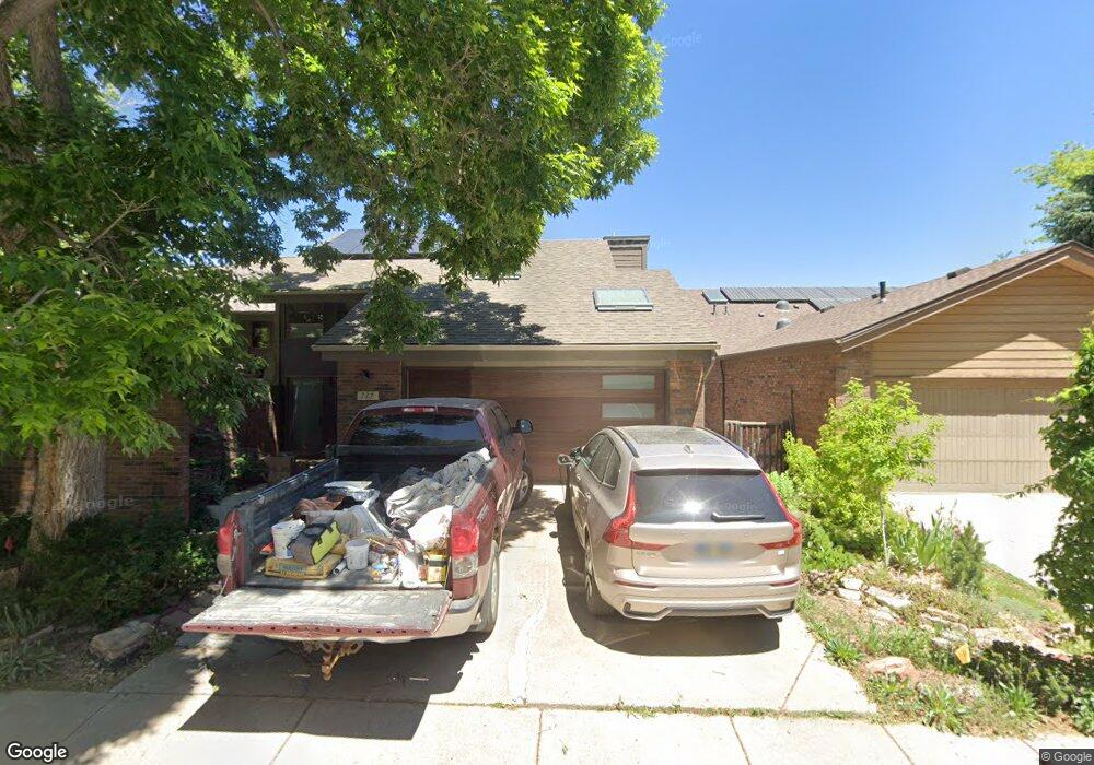 727 Quince Cir, Boulder, CO 80304 - photo 1
