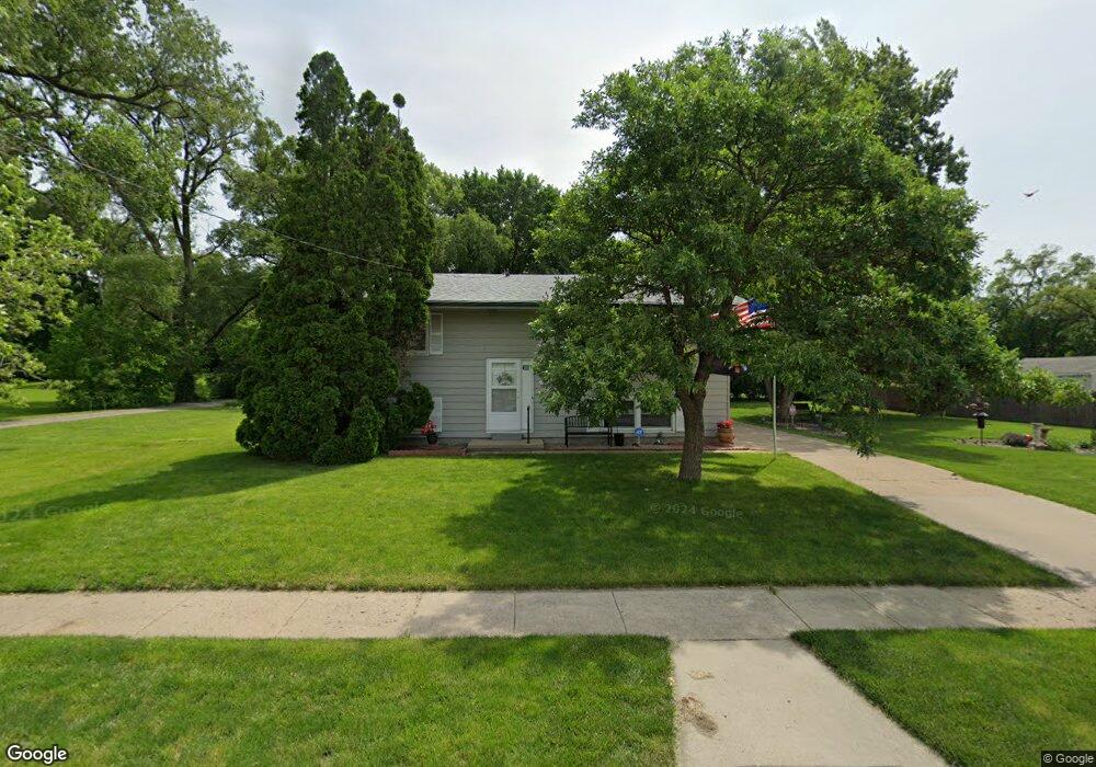 2827 E 24th St, Des Moines, IA 50317 - photo 1