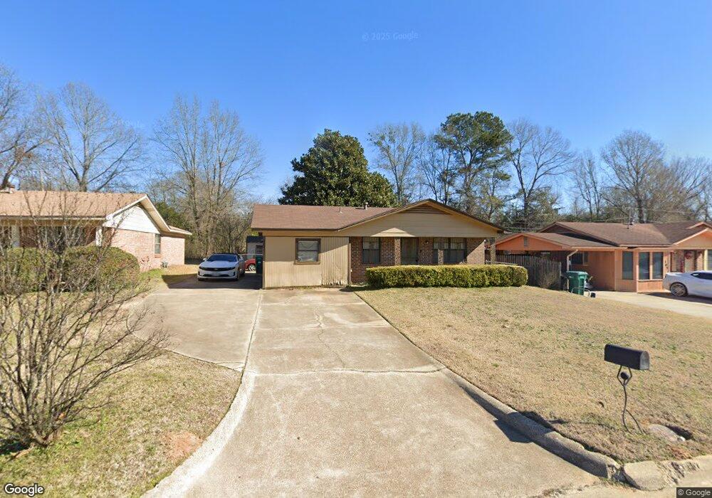 1403 Windsor Dr, Texarkana, TX 75501 - photo 1