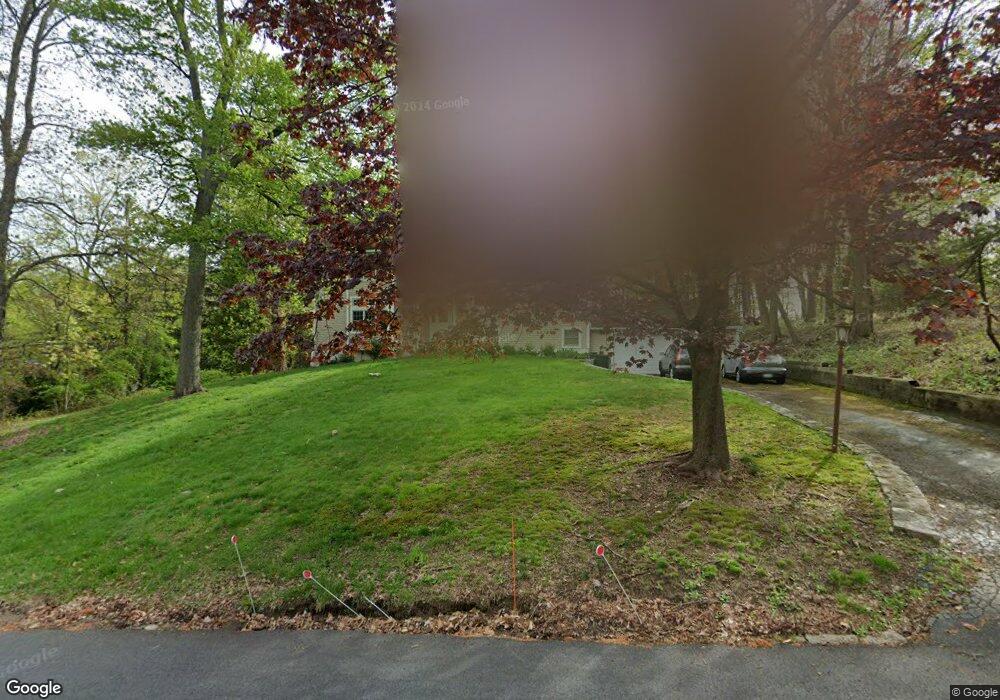 2236 Parker Ln, Yorktown Heights, NY 10598 - photo 1