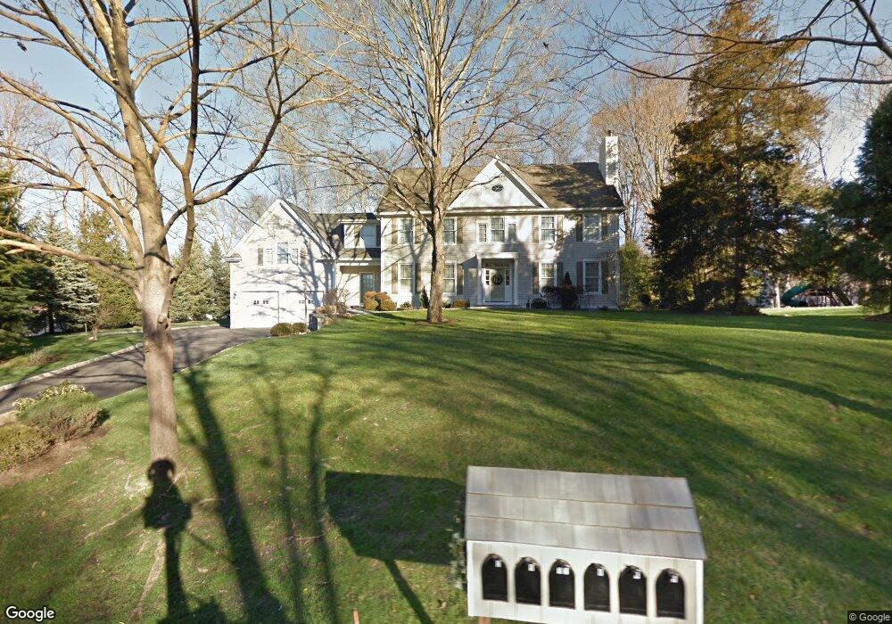 2 Leeds Ln, Darien, CT 06820 - photo 1