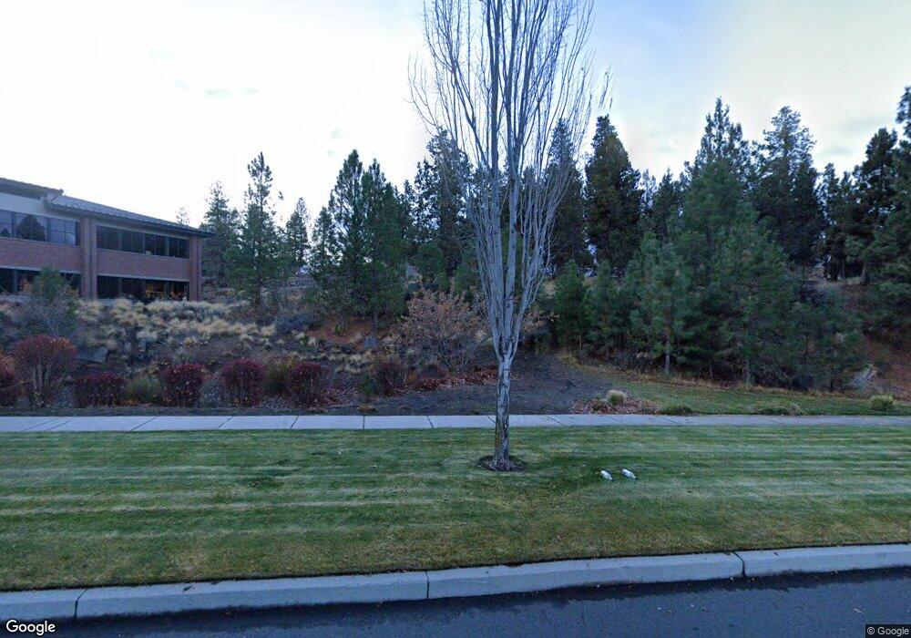 331 SW Taft Ave, Bend, OR 97702 - photo 1