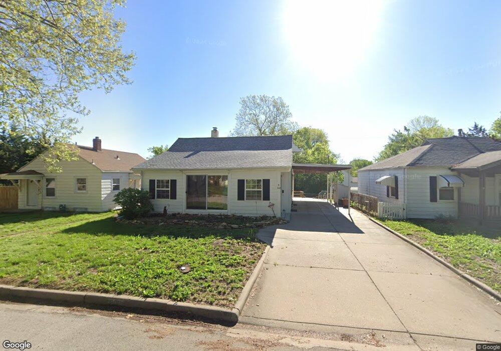606 SW Randolph Ave, Topeka, KS 66606 - photo 1
