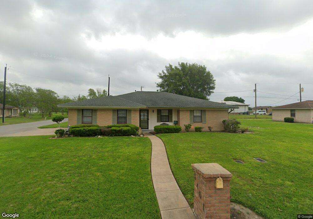 3401 Walnut Dr, Bay City, TX 77414 - photo 1