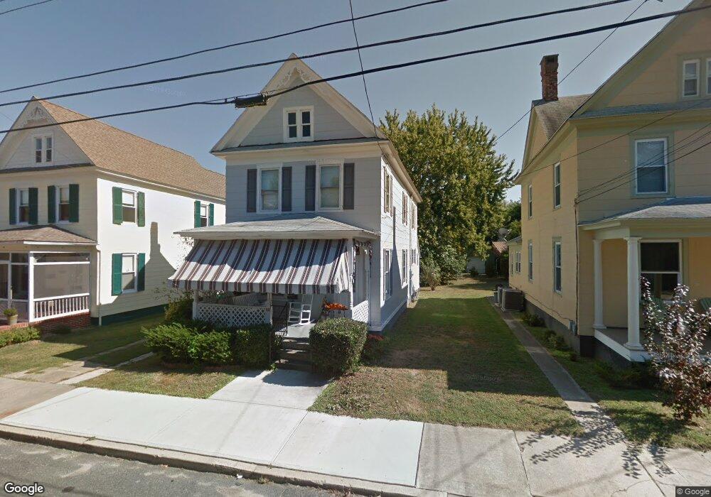 108 West End Ave, Cambridge, MD 21613 - photo 1