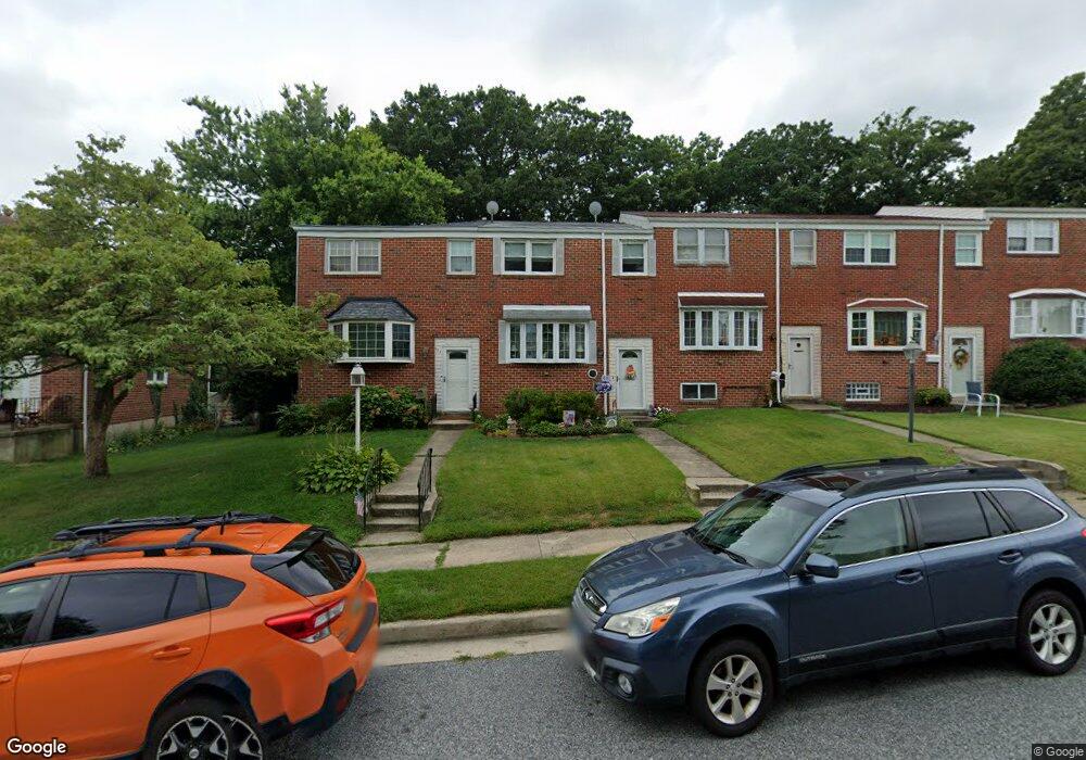 981 Circle Dr, Halethorpe, MD 21227 - photo 1