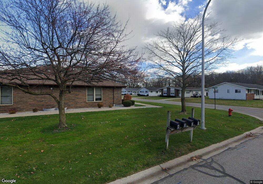 3543 Parkway Dr unit 2, Port Huron, MI 48060 - photo 1