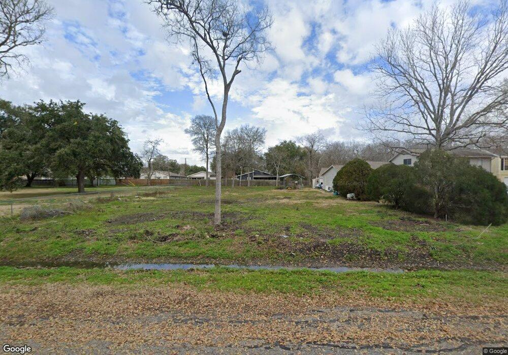 1910 W Laurel Oaks Dr, Richmond, TX 77469 - photo 1