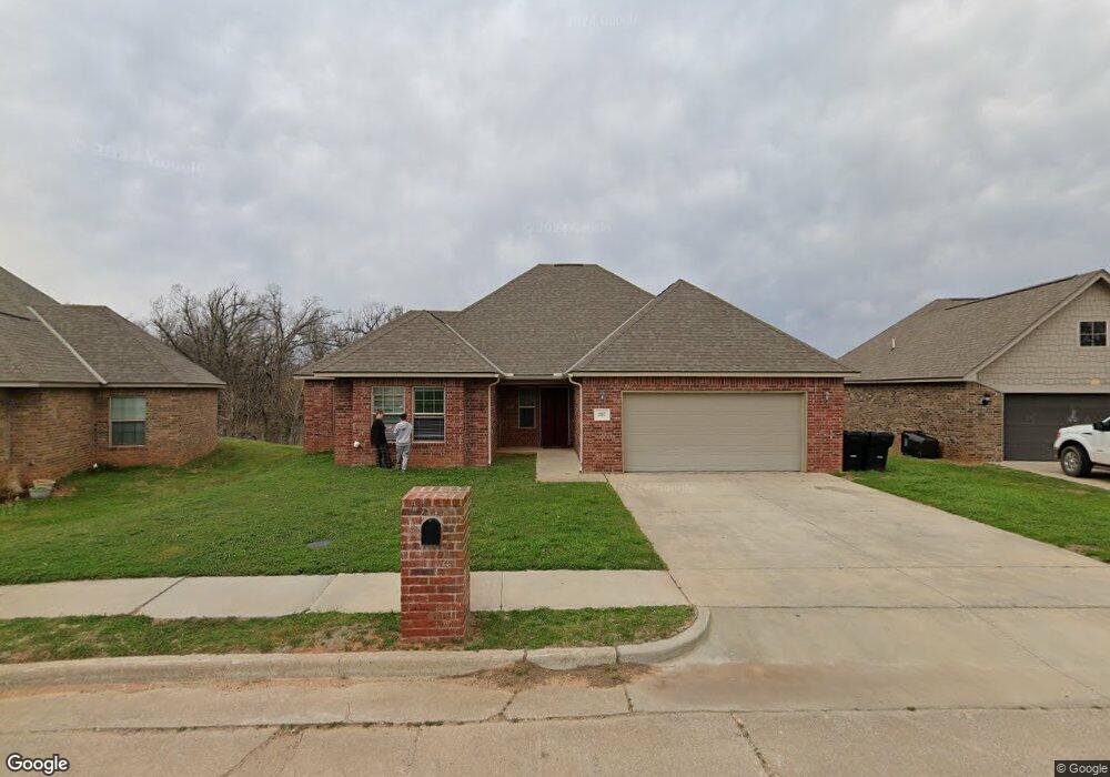 297 Thomas Blvd, McLoud, OK 74851 - photo 1