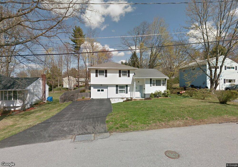 9 Merrick Rd, Poughkeepsie, NY 12603 - photo 1