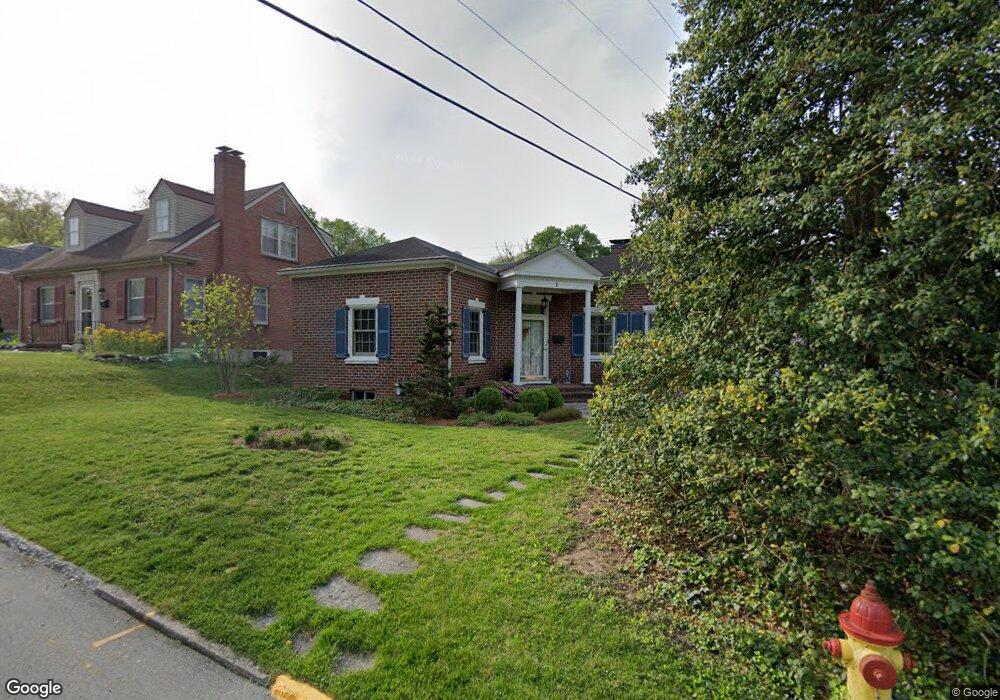 1 Ashmore Dr, Frankfort, KY 40601 - photo 1