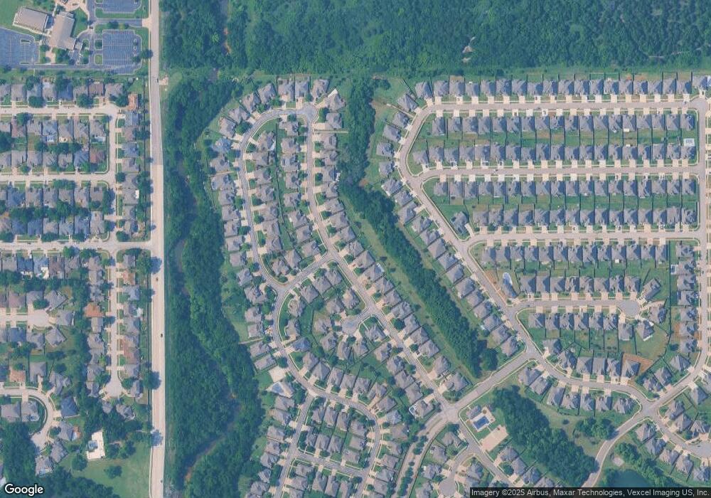 19712 Crest Ridge Dr, Edmond, OK 73012 - photo 1