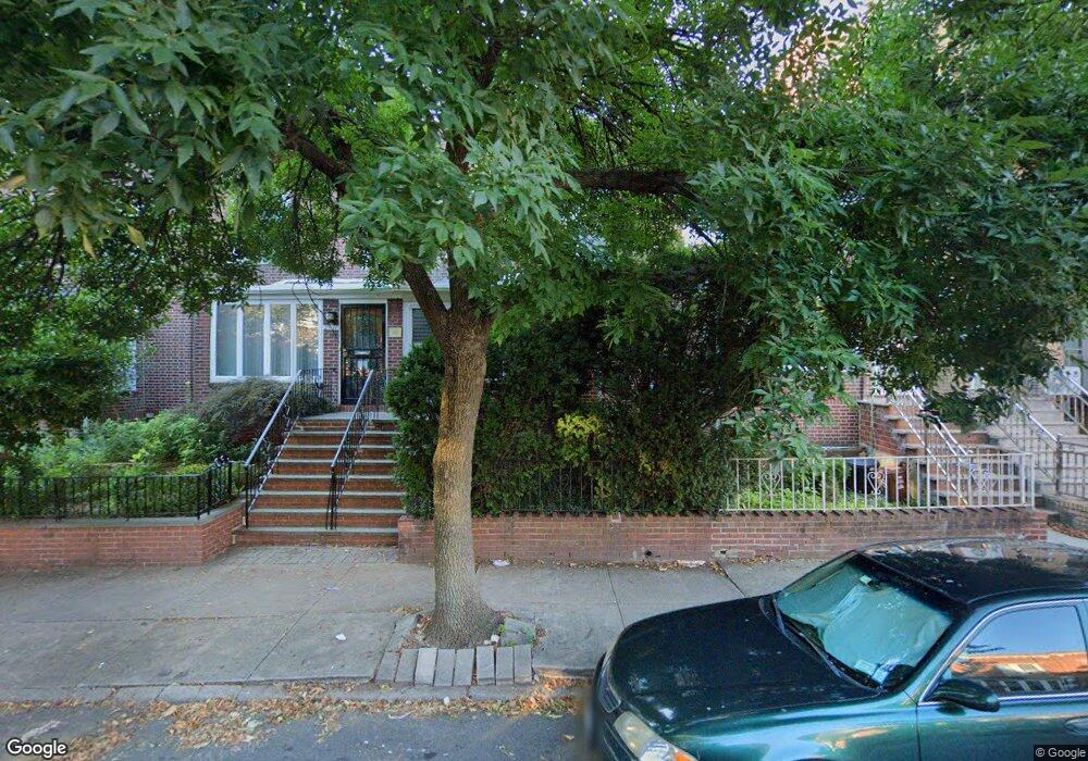 2519 37th St, Astoria, NY 11103 - photo 1