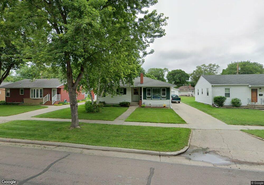 2013 8th St N, Fargo, ND 58102 - photo 1