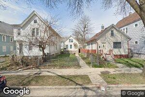 1113 S 20th St, Milwaukee, WI 53204