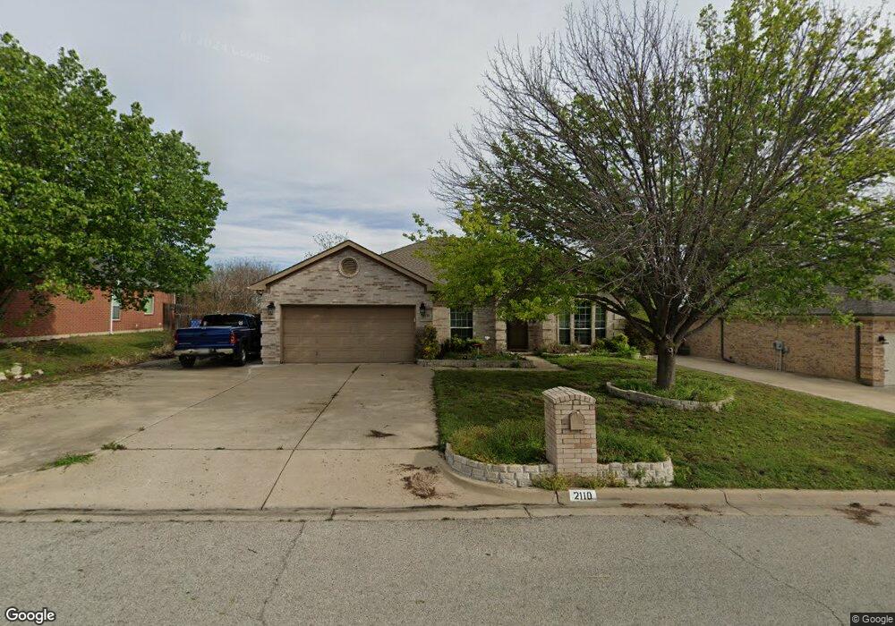 2110 Deerwood Ct, Weatherford, TX 76087 - photo 1