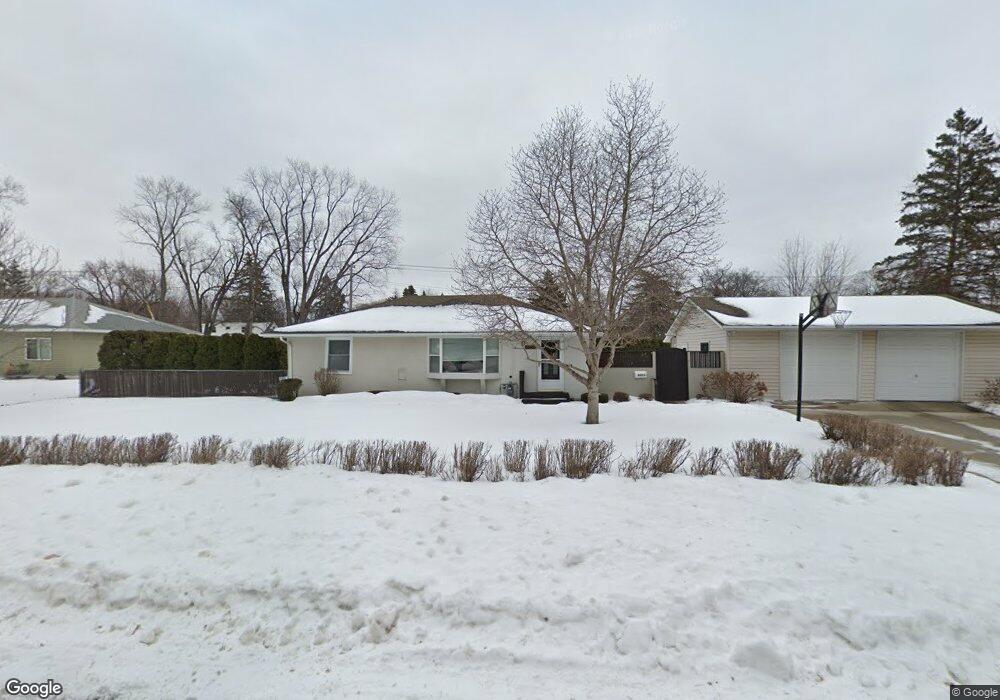 8653 Colfax Ave S, Bloomington, MN 55420 - photo 1