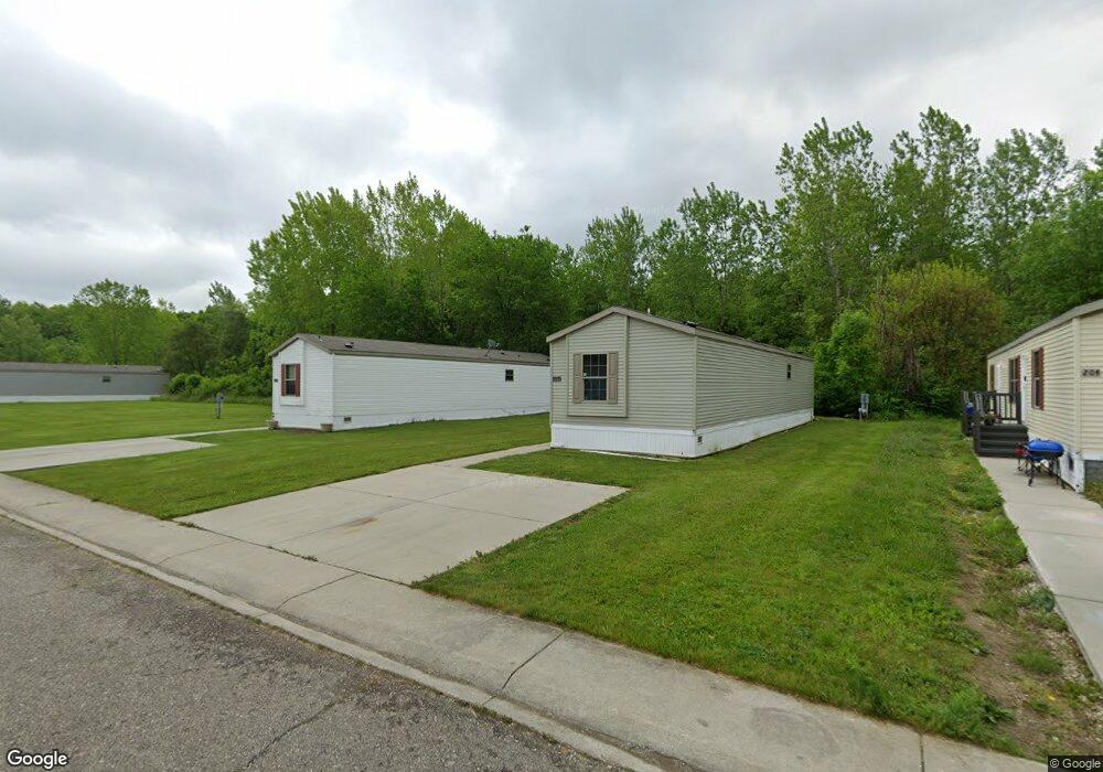151 Maple Wood, Flint, MI 48504 - photo 1