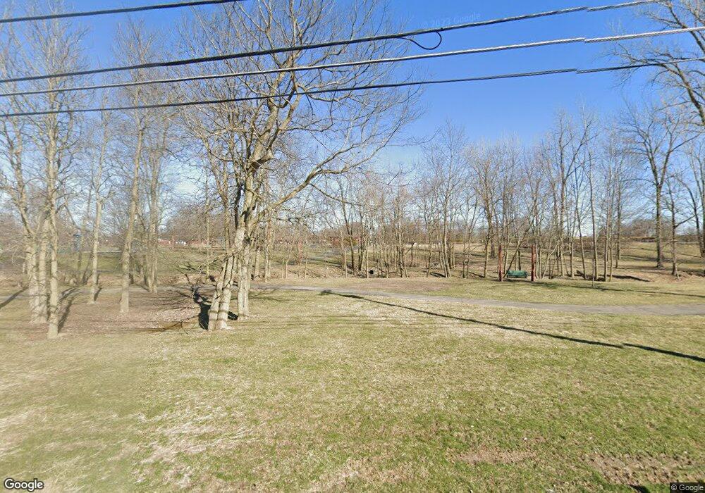 520 S Walnut St, Marysville, OH 43040 - photo 1